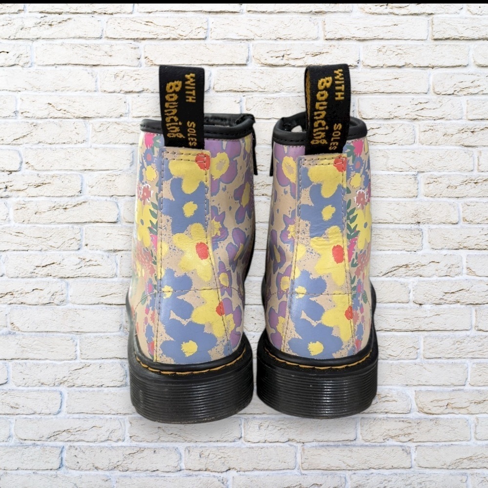 Dr. Martens 1460 Combat Boots Youth 5 W or 4 M Mash Up Floral Retro 90s - Picture 3 of 9